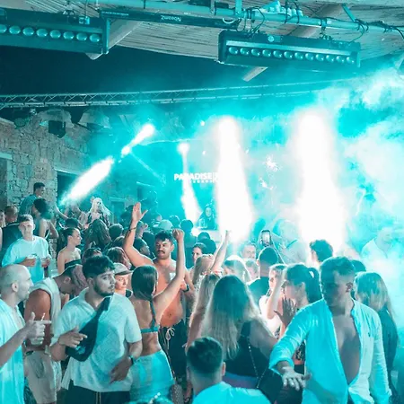 Hotel Paradise - Adults Only