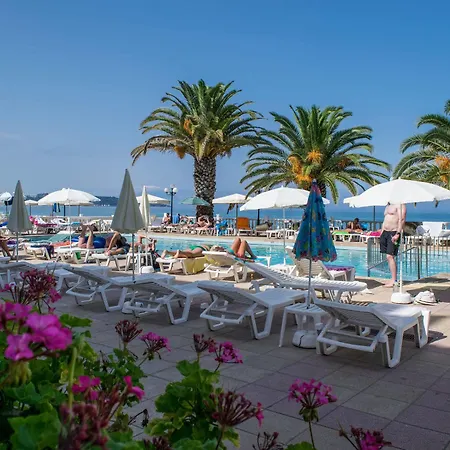 Paradise - Adults Only 3*