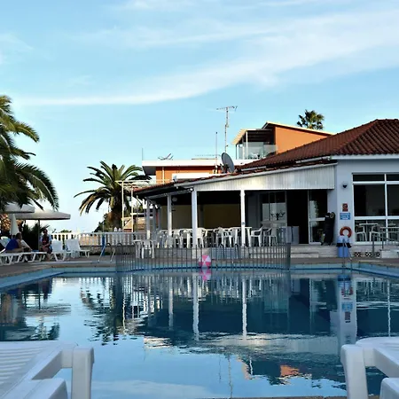 Paradise - Adults Only ホテル 3*