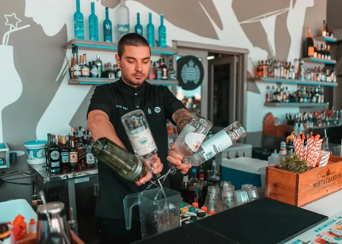 Paradise - Adults Only