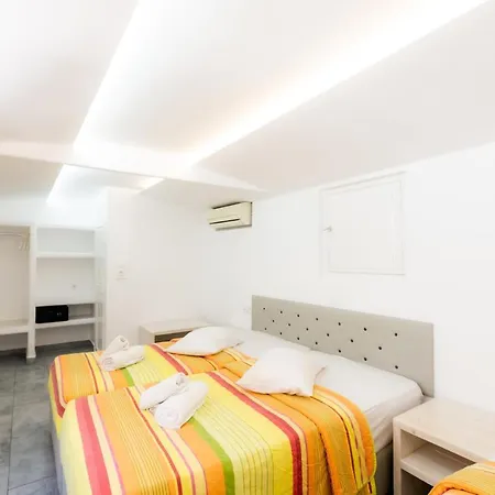 Paradise 3* Platys Gialos (Mykonos)