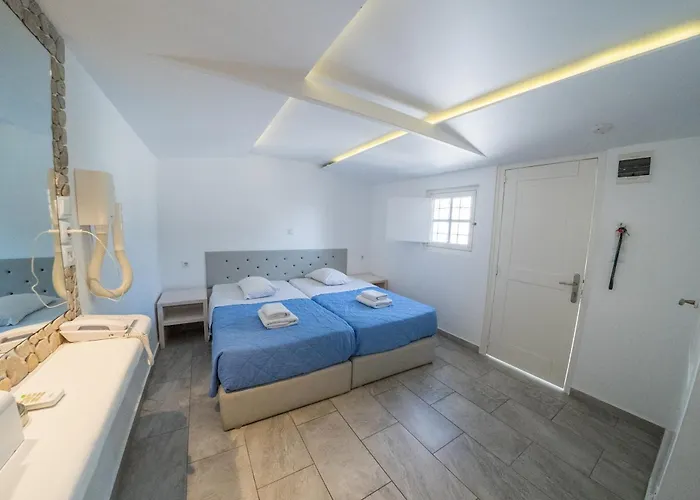 Paradise - Adults Only Platis Yialos