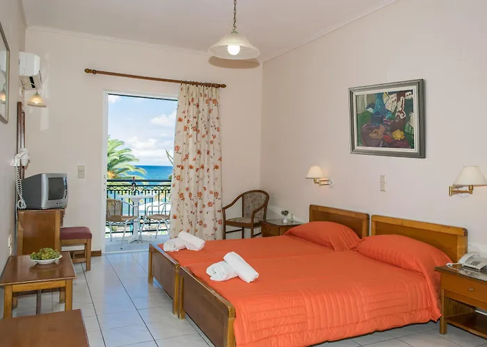 Paradise - Adults Only